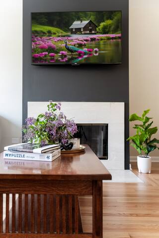 Lavish Home @ The Belle in Chicago’s West Town gallery image 5