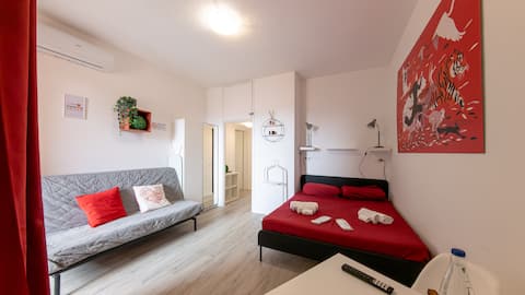 Annuncio Airbnb popolare: New renovation Suite-TrediciLuglio-50mt Metro a Sesto San Giovanni