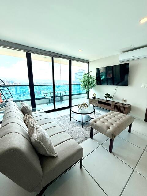 Luxury 2BR Apartment in Astria | 305