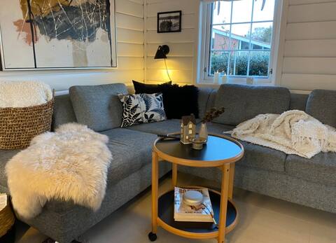 Popular Airbnb listing: Fantastic little newly renovated house 170 meters from the water in Skæring Egå