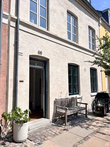 3-storey private townhouse CPH