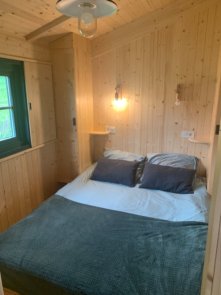 Slaapkamer 2: bed 160