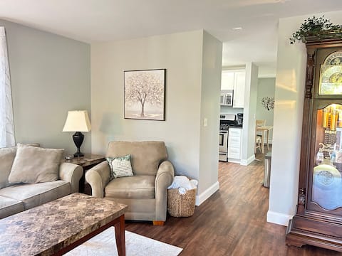 Charming 2Br 1.5Bath townhouse in Concord, NH