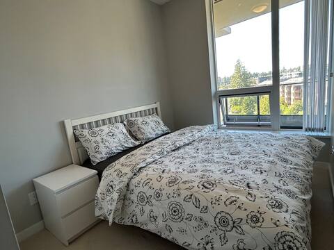 UBC 2 bedroom 2 bathrooms apartment