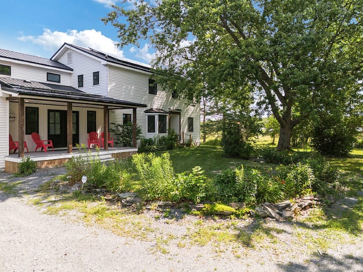 Spacious Colonial | Large Groups | Fire Pit