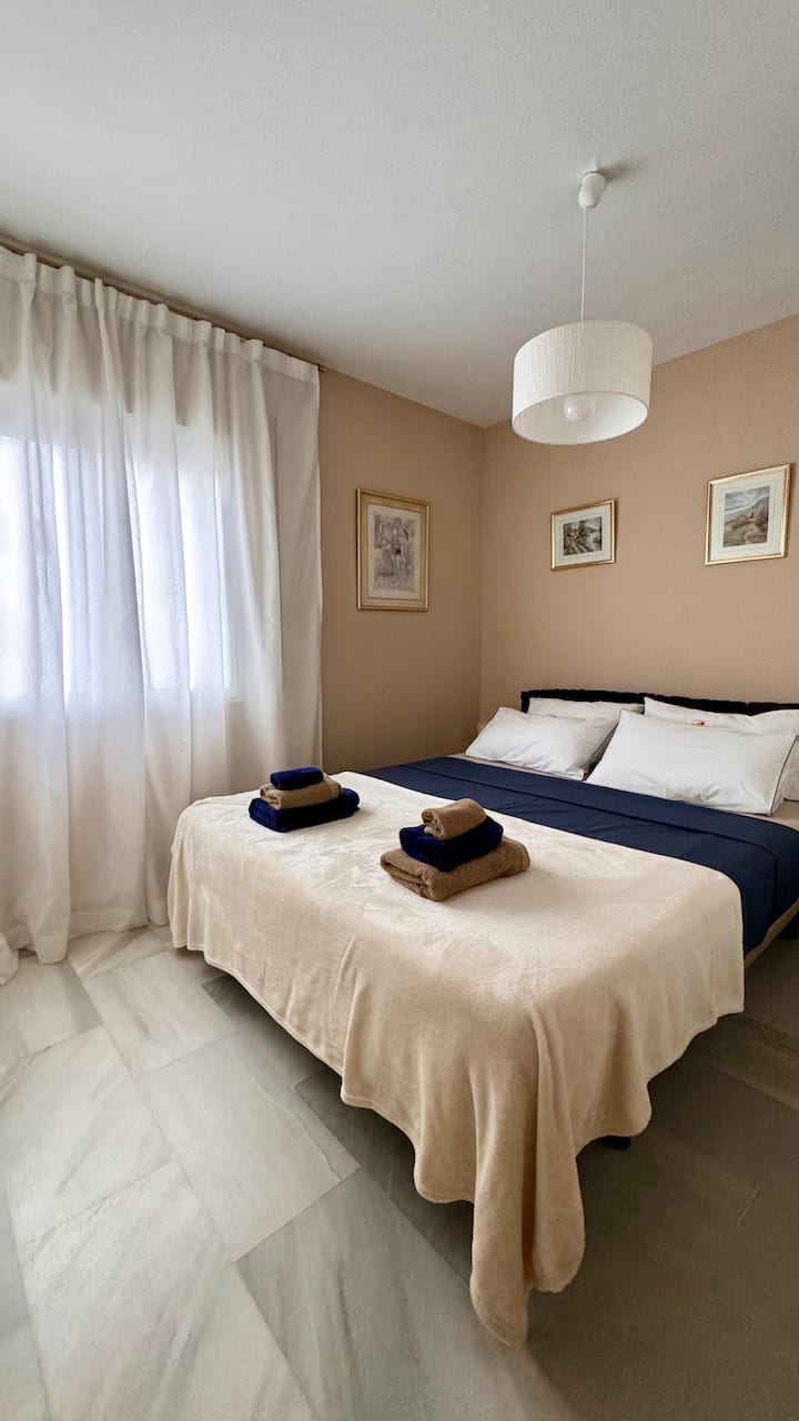 Spavaća soba s ljetnom posteljinom 