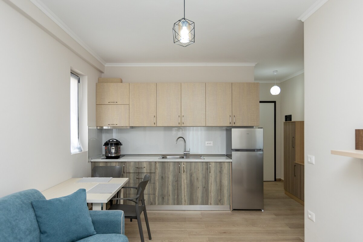 Listing 892857926697330421