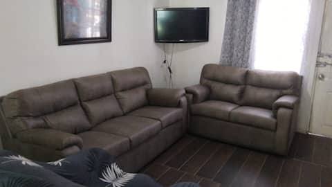 Comfortable Complete Home in Las Fuentes, Reynosa
