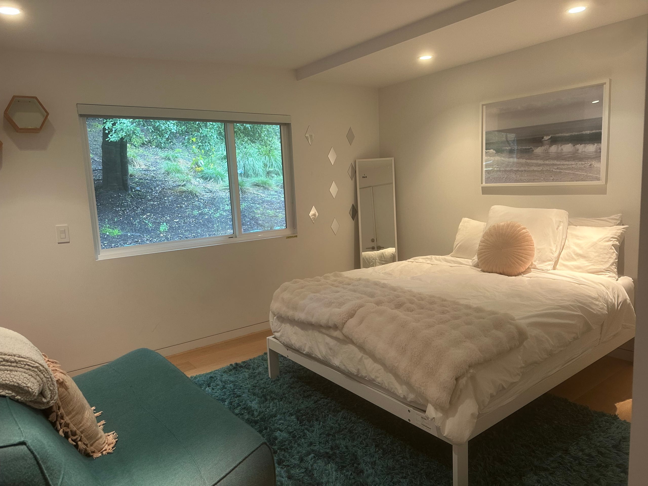 Modern Mill Valley Home with Hot Tub & Fire Pit - Photo 9