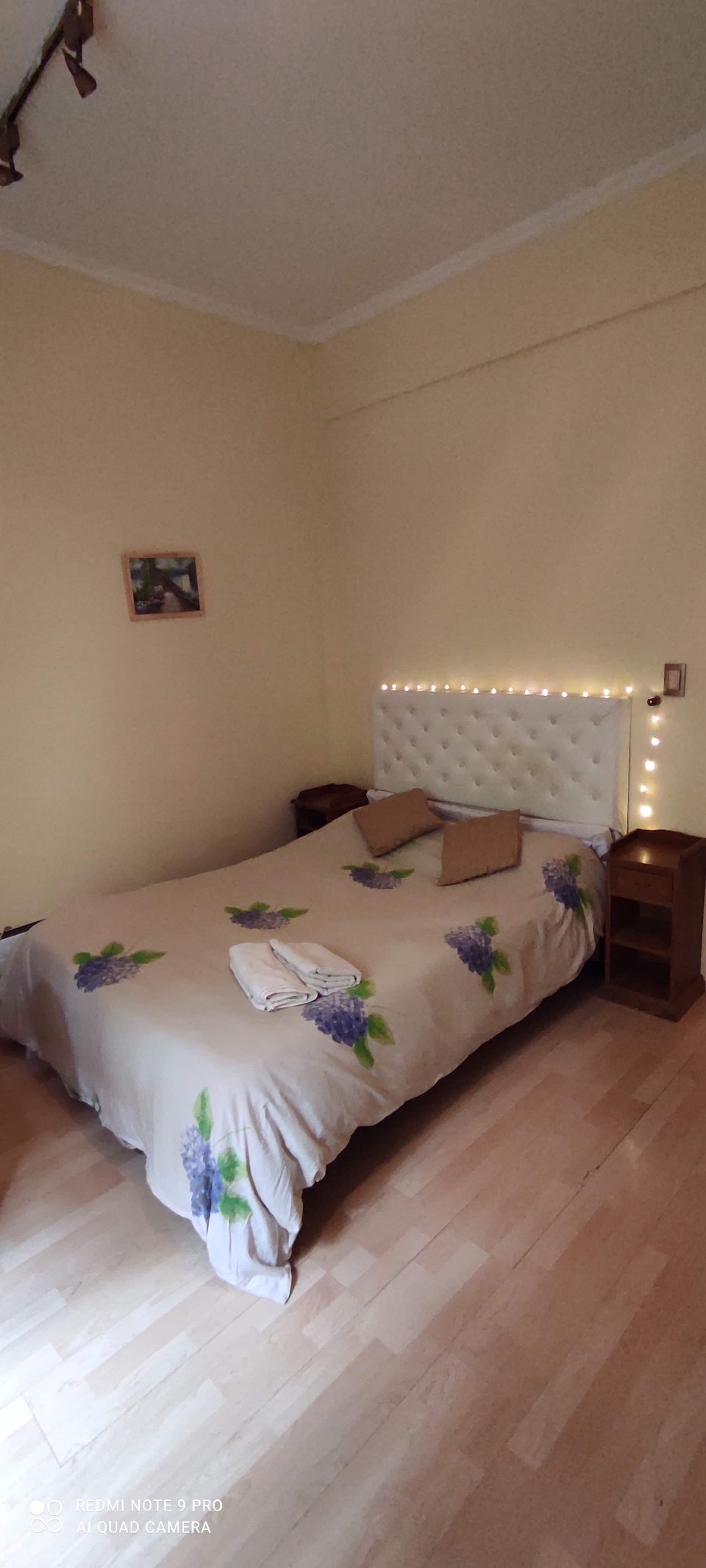 Room with en-suite bathroom in Recoleta
