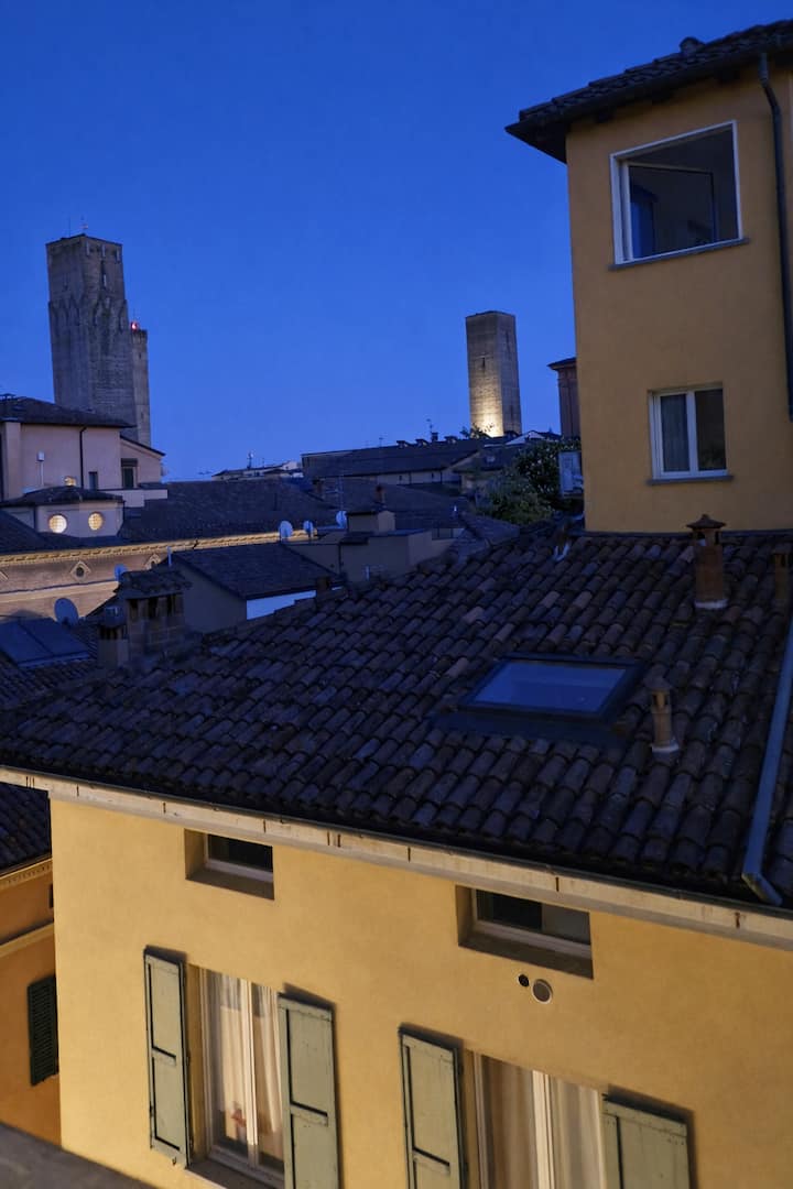 Panoramic Studio On Bologna’s Rooftops - Bolonia