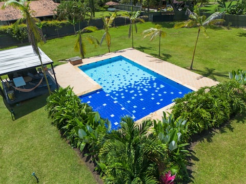 Luxury Villa Private Pool - 15 min Cali