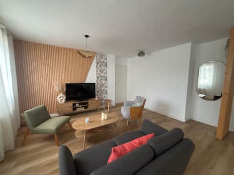 Top performing Airbnb: Downtown apartment at Papo's in Paimpol