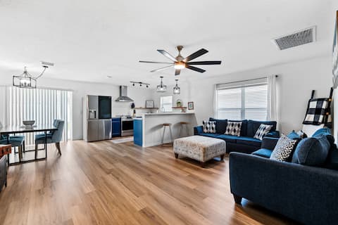 Discover the Best of Central Florida from Wimauma