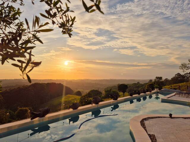 Bella Vista Federal Holiday Home-Byron Hinterland gallery image 2