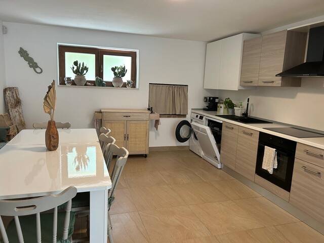 La tua casa lontano da casa. gallery image 5