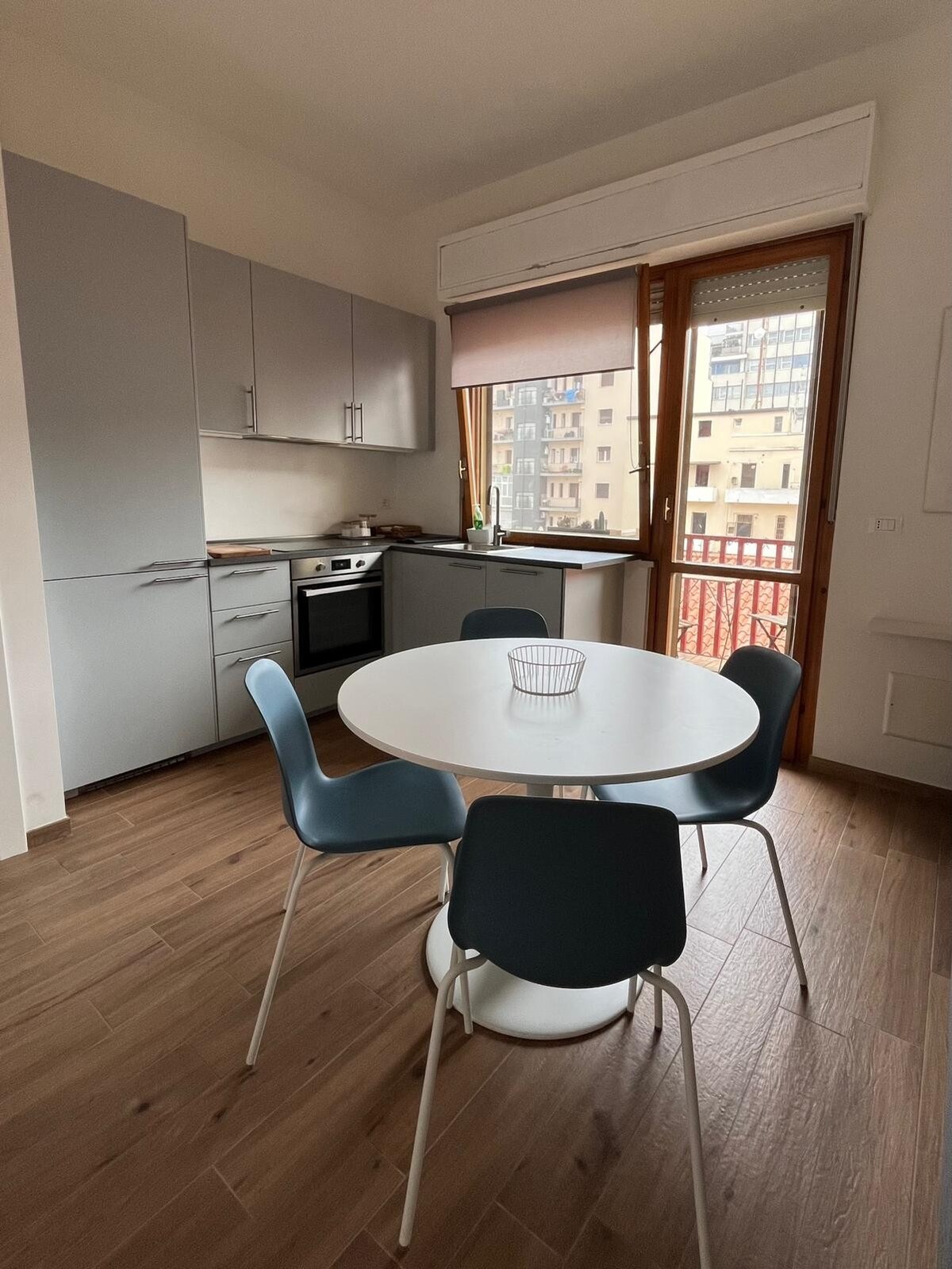 En el mar desde Ombretta - Apartamentos en alquiler en Pescara, Abruzzo,  Italia - Airbnb, image size:1200x1599