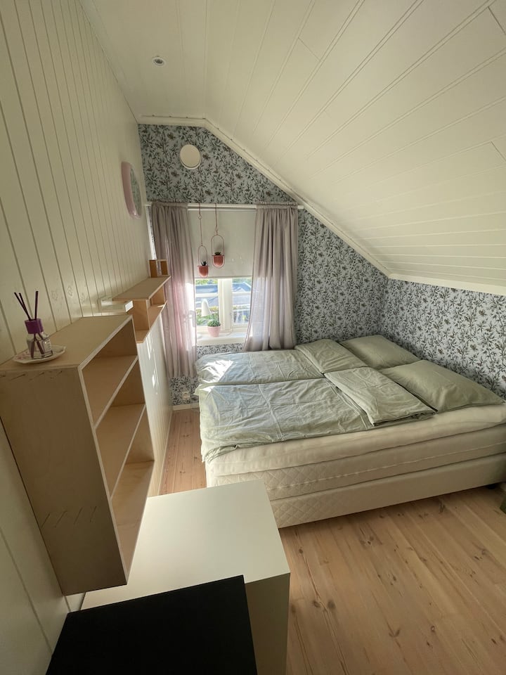 غرفة النوم 2