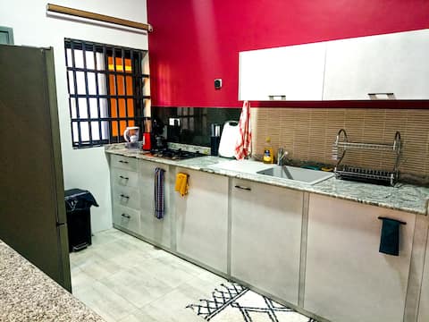 Beautiful villa close to the sea + generator.