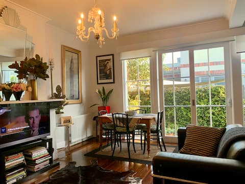 Popular Airbnb listing: Little Charmer South Yarra in South Yarra