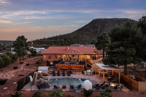 Dream Retreat: Heated Pool, Spa, Sauna, Games