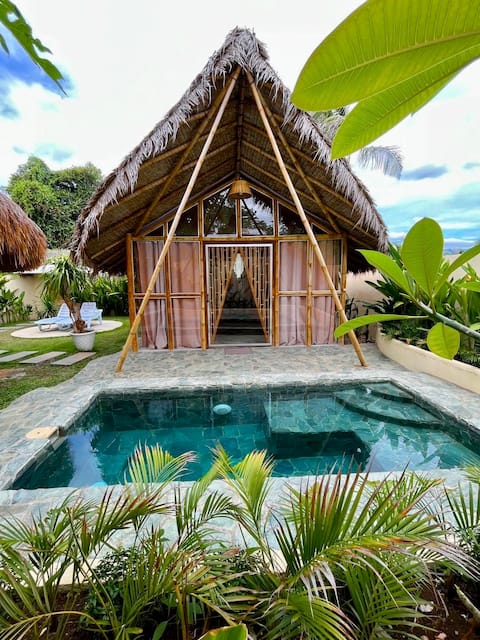 Unique Glasshouse w private pool