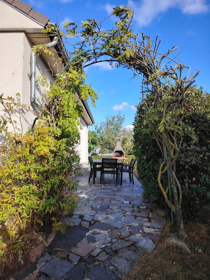 Le Pavillon De La Baleine - Jardin - Bassin - Luc-sur-Mer