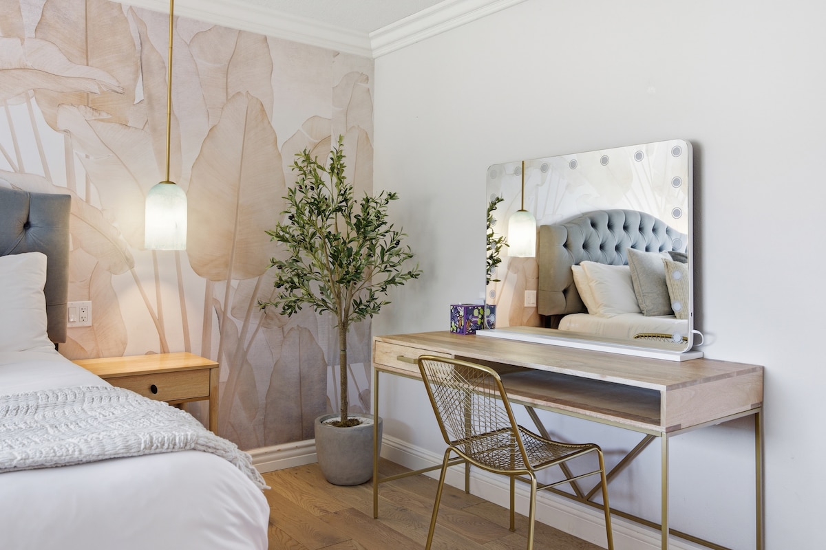 Bedroom 6 (3)