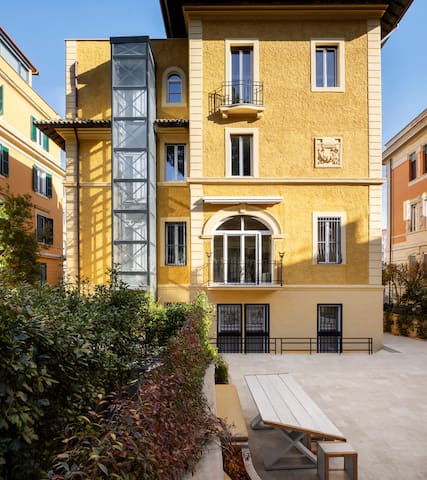 Boutique Apartment in Rome • Art Nouveau 1912