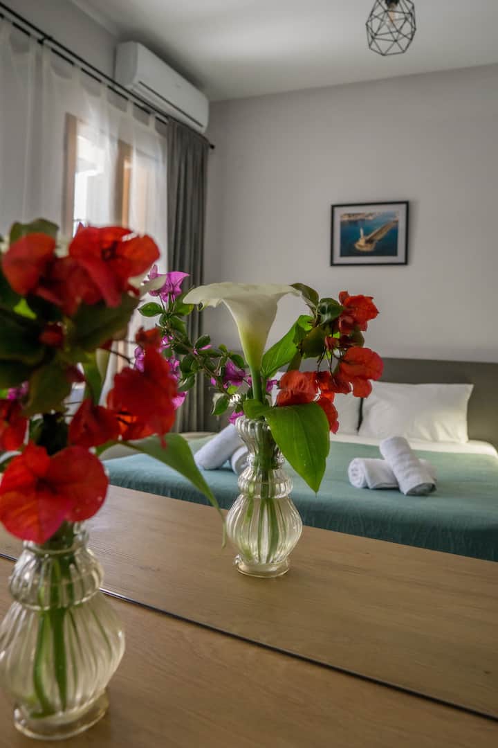 Old Town Chania 2br Maisonette With Terrace - Chania