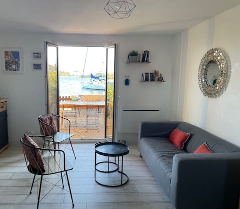 Propriété Airbnb réussie: Marina on the water Views, Beach, Wi-Fi à Saint Cyprien