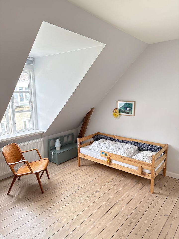 საძინებელი 3