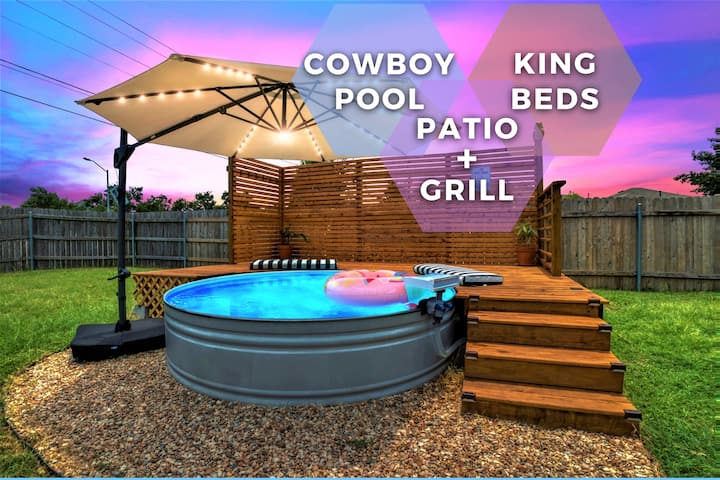 Near Kalahari Large Patio King Bed Cowboy Pool - Pflugerville, TX