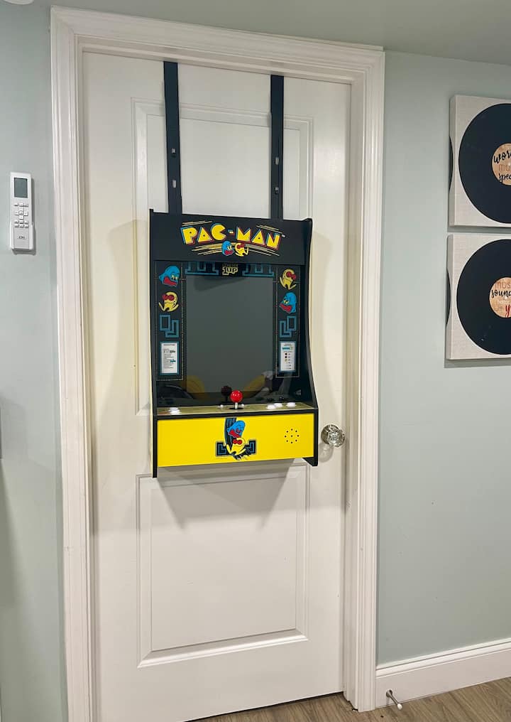 PAC MAN Arcade game