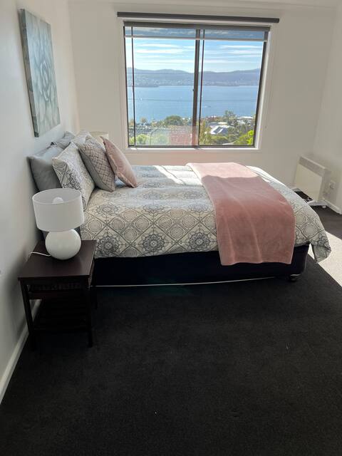 apartment in Sandy bay