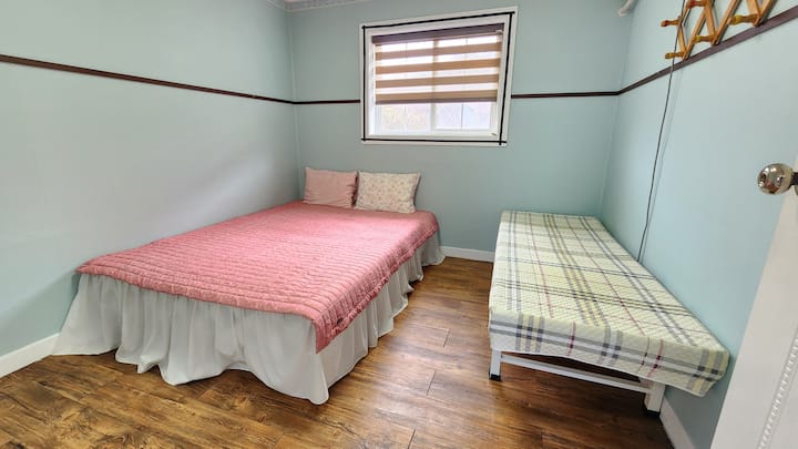 Викендица, втор кат, спална соба 1