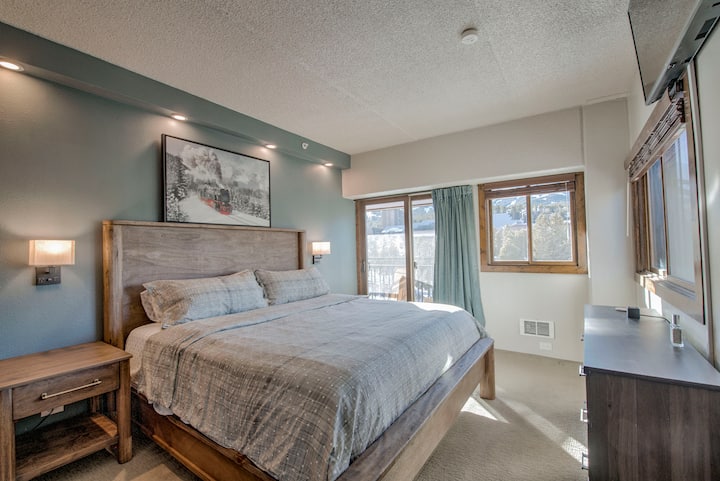 King size bed