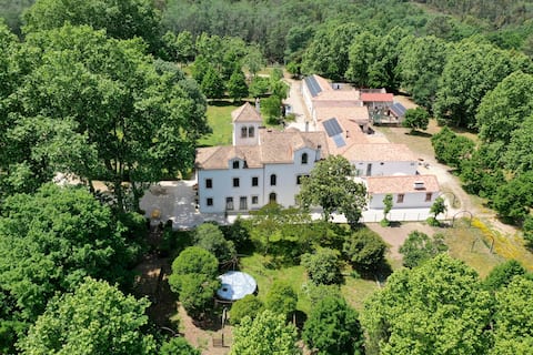 Luxury farm apartment, 12 hectares of tranquility