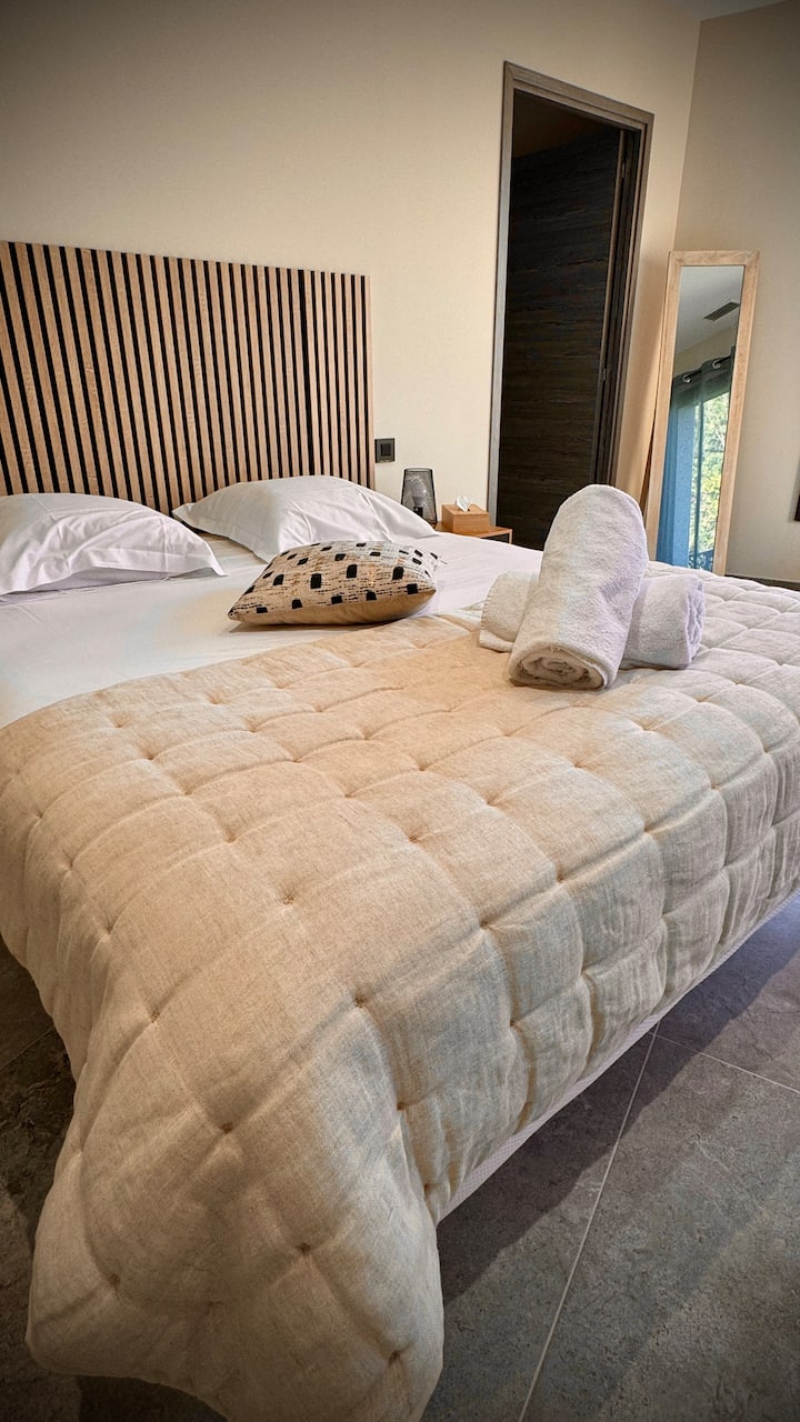 غرفة النوم 1