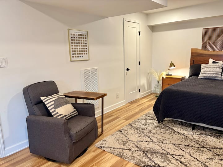 Long Term Private Studio In Quiet Neighborhood - Nashville, TN
