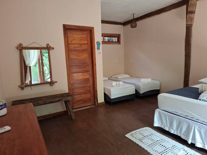 Schlafzimmer 2