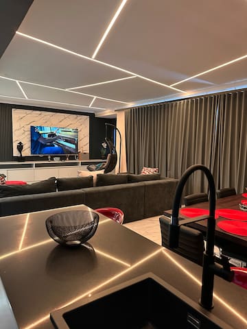 DView on Donkin – MainHouse