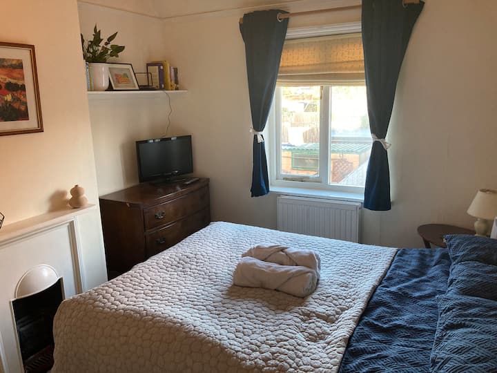 Bicester Retreat Elegant & Comfortable Room Houses for Rent in Oxfordshire, England, United