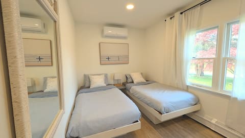 Accessible bedroom on the 1st floor