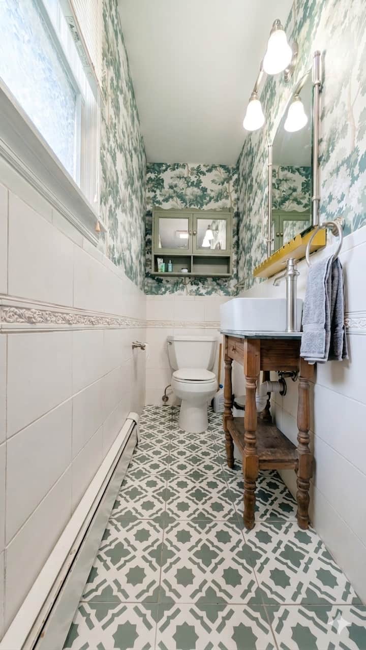 Bathroom on the 1st floor — accessible
