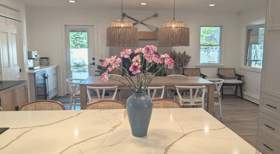 Full kitchen