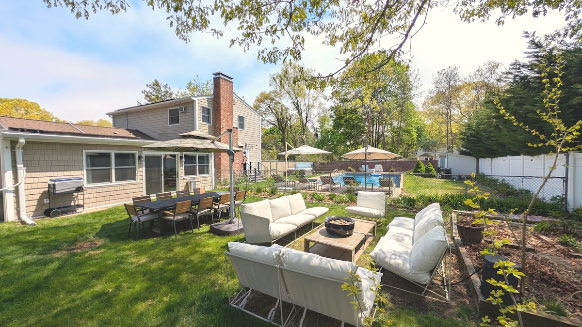 The Bohemian House — outdoor living area
