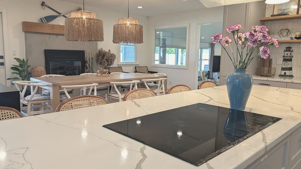 Full kitchen