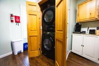 Larkinville 2 Bed Apartment, Unit 4, photo 9 of 34