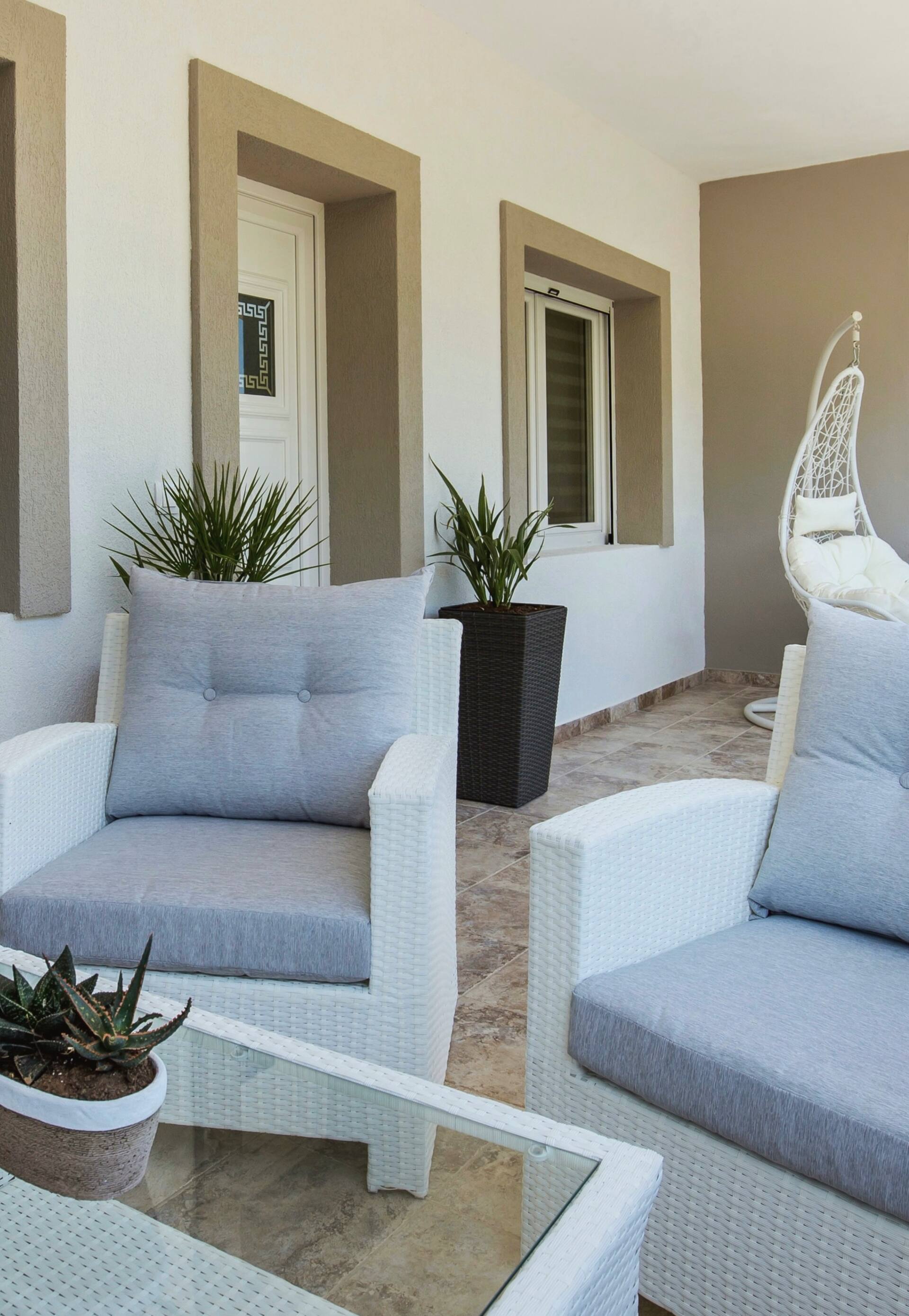 Blanc Maisonette II